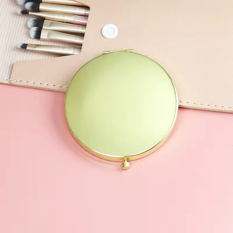 Round mirror with gold frame 